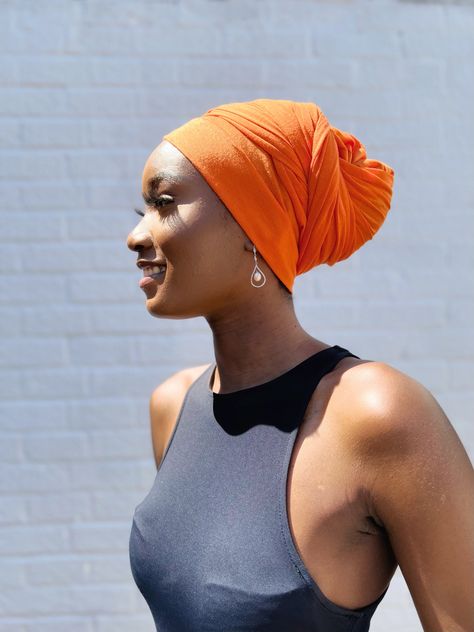 Stoop Photoshoot, Headwrap Hairstyles, African Hair Wrap, Head Wrap Styles, Hair Wrap Scarf, Hair Scarf Styles, Mode Turban, Head Scarf Styles, Head Ties