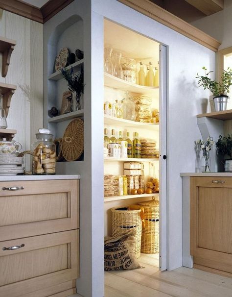 Kitchen Corner Ideas, Basement Pantry, Corner Storage Cabinet, Corner Pantry, Toilet Door, Kitchen Pantry Design, Kitchen Pantry Cabinets, Kitchen Corner, Pocket Door