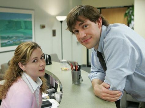 Why is no one talking about how weird it is that John Krasinski and Jenna Fischer loved each other? Jim The Office, Pam The Office, Kelly Kapoor, Andy Bernard, The Office Jim, Jim Pam, Antonella Roccuzzo, Jenna Fischer, The Office Show