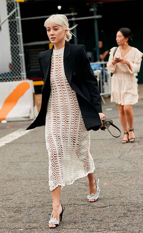 LE CATCH Leandra Medine, Giovanna Battaglia, New York Fashion Week Street Style, Anna Dello Russo, New Street Style, Womens Fashion Edgy, Looks Street Style, Street Style Trends, Spring Street Style