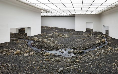 olafur eliasson layers riverbed within louisiana museum of modern art - designboom | architecture Studio Olafur Eliasson, Icelandic Artists, Louisiana Museum, Olafur Eliasson, Salt Of The Earth, River Bed, Sculpture Installation, Land Art, Art Studies