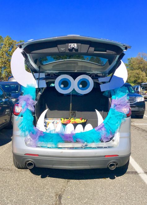 trunk or treat car costume, Sully from Monster movie, Halloween car ideas Halloween Car Ideas, Trunker Treat Ideas, Halloween Car Decorations, Car Decorating, Car Costume, Trunk Or Treat Ideas, Teal Pumpkin Project, Theater Costumes, Monster Movie