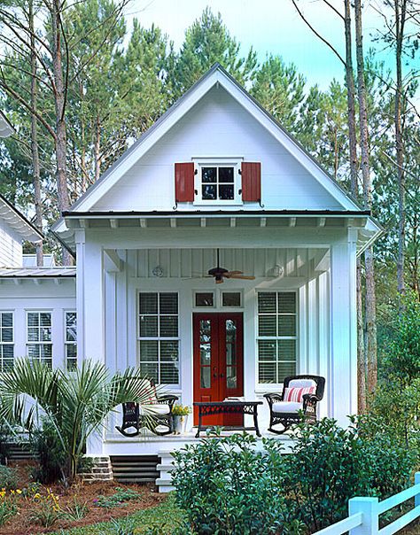 Third Coast Classic — Southern Living cottage of the year. Moser Design... Southern Living Cottage, Tiny House Plans Small Cottages, Small Cottage Designs, Tiny Cottages, Small Cottage House Plans, Southern Living House Plans, Small Cottage Homes, Small Cottages, Cozy Cottages