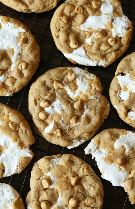 Gooey Fluffernutter Cookies | Cookies and Cups Fluffernutter Cookies, Dessert Sandwich, Cookies And Cups, Jelly Cookies, Peanut Butter Marshmallow, Marshmallow Cookies, Peanut Butter Cookie, Peanut Butter Cookie Recipe, Cookie Cups