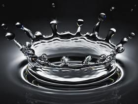 crown water droplet Fantastical Photography, Water Crown, Water Droplets Art, Water Dance, Next Wallpaper, Crown Drawing, Crown Aesthetic, Crown Art, Aquarius Tattoo