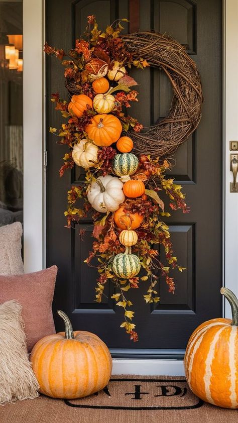 Create a sophisticated seasonal look with elegant fall porch decor ideas that blend style and grace for the perfect autumn ambiance. Autumn Decor Front Door, Autumn Outdoor Decorations, Autumn Porch Decorations, Autumn Yard Decor, Harvest Front Porch Ideas, Fall Wreaths Ideas, Front Porch Christmas Decor Ideas Modern, Fall Porch Ideas 2024, Fall Decor Outside Front Porches