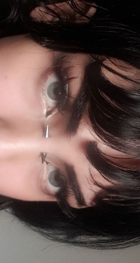 Bridge Piercing Aesthetic, Bridge Piercings, Piercing Bridge, Nose Bridge Piercing, Cute Piercing, Bridge Piercing, Piercing Inspo, Face Piercings, Cool Piercings