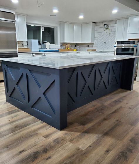 Kitchen Remodel Big Island, Very Large Kitchen Island, 8x5 Kitchen Island, 7ft Kitchen Island, Large Square Kitchen Island With Seating, Wide Island Kitchen, Huge Island With Seating, Kitchen Large Island Ideas, Latge Kitchen Island