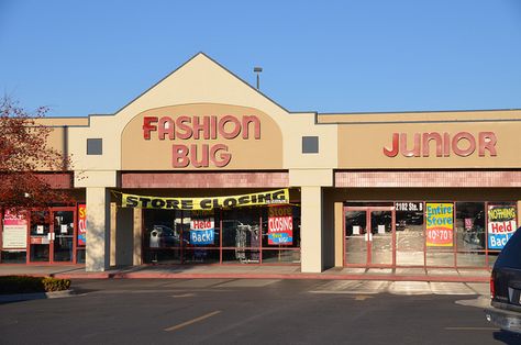 Fashion Bug: founded 1940 Bensalem PA; parent company Charming Shoppes Inc.  Closed in 2013.  Still in business and going strong for Charming is another chain--Lane Bryant. Fashion Bug Store, Mall Signage, Bug Clothing, 90’s Nostalgia, Vintage Family Photos, 1990s Nostalgia, Remembering Mom, Chi Town, Childhood Memories 70s