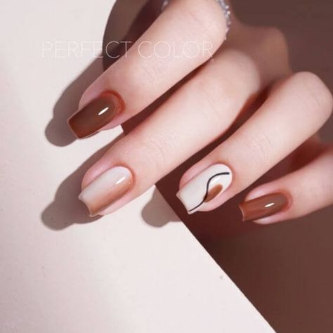 Because your nails are one of the first things people notice about you, why not make a statement with a distinctive and… Short Brown Nails, Easy Toe Nail Art, Toe Nail Art Designs, Neutral Nail Art Designs, Nail Art Designs For Beginners, Boho Nails, Minimal Nails Art, Beauty Hacks Nails, Asian Nails