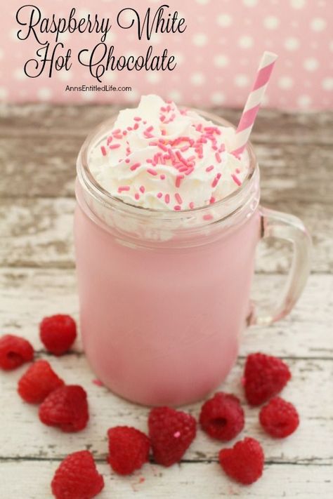 Raspberry Hot Chocolate, White Hot Chocolate Recipe, Cookies Cupcake, Raspberry Extract, Hot Cocoa Recipe, Hot Chocolate Drinks, Cocoa Recipes, Hot Chocolate Recipe, White Hot Chocolate