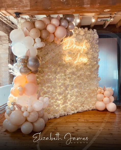 Balloon Wall Backdrop Wedding, Floral Wall With Balloon Garland, Balloon Flower Wall, Champagne Wedding Backdrop, White And Gold Backdrop Birthday, Debut Backdrop Ideas, Nude Party Theme, Flower Wall With Balloons, Wedding Backdrop With Balloons