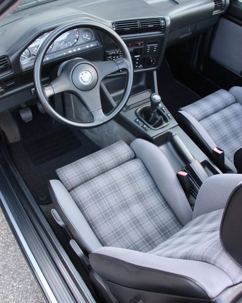 Bmw E30 Interior, Bmw E30 Cabrio, Bmw E30 Touring, Bmw E30 Convertible, Bmw E30 320i, Bmw E30 325, Bmw E30 Coupe, E30 Convertible, Classic Car Photoshoot