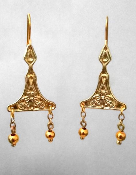 Ancient Greece Jewelry, Greek Jewelry Ancient, Ancient Greek Clothing, Greek Earrings, Ancient Greek Jewelry, Ancient Egyptian Jewelry, Historical Jewellery, Snake Jewelry, Greek Jewelry