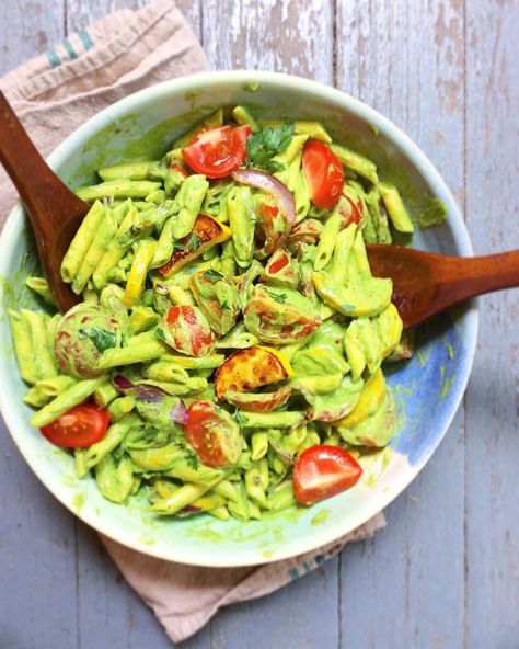 Summer Pasta Dishes, Yellow Zucchini, Quinoa Pasta, Creamy Avocado Sauce, Pasta Party, Summer Vegetables, Avocado Sauce, Easy Pasta Dishes, Summer Veggies