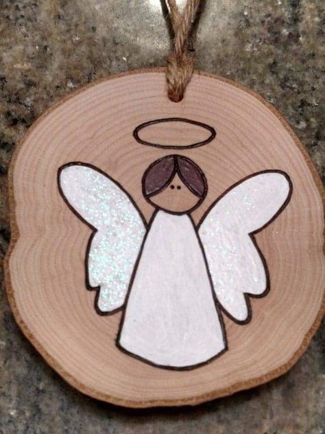 Wood Burned Ornaments, Wood Slice Ornaments, Wood Slice Crafts, Ornaments Personalized, Wood Burning Crafts, Wood Slice Ornament, Christmas Wood Crafts, Wood Christmas Ornaments, Wooden Christmas Ornaments