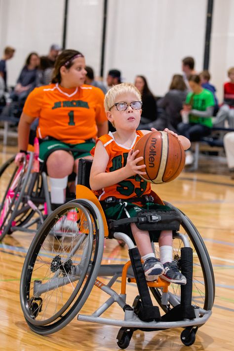 Personalized Basketball Gifts, Wheelchair Basketball, Basketball Team Gifts, Wheelchair Sports, Free Bed, Kids Inspo, Personalized Basketball, Pro Athletes, Disabled People