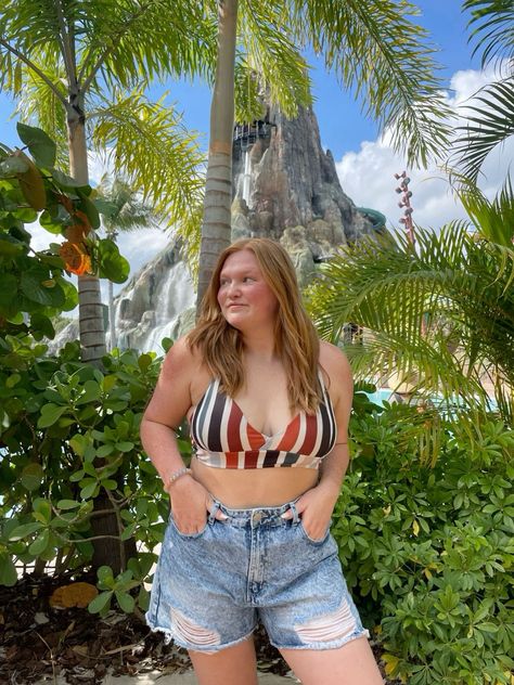 Bay Outfit, Ootd Brunch, Brunch Ootd, Bridal Era, Outfit Engagement, Bachelorette Inspo, Volcano Bay, Brunch Outfits, Spring Ootd