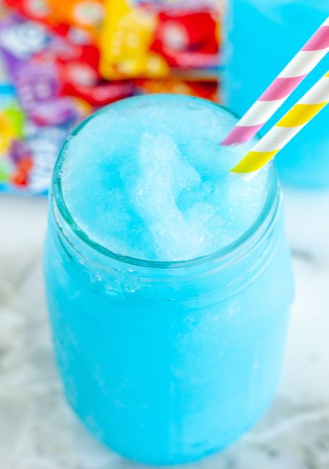 How To Make A Slushie How To Make Slushies, Jolly Rancher Drink, Homemade Slushies, Blue Raspberry Lemonade, Slush Recipes, Pineapple Lemonade, Slushie Recipe, Best Blenders, Raspberry Lemonade