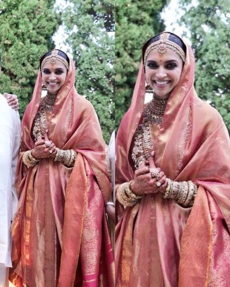 Thank You So Much For This Photo!! Yesterday I was thinking about her Konkani Wedding Look & Today 😭😭 Love This Surprise ❤️… Nikah Saree, Deepika Padukone Wedding, Konkani Wedding, Deepika Wedding, Ranveer Deepika, Ram Leela, Red Bride, Deepika Ranveer, Deepika Padukone Style