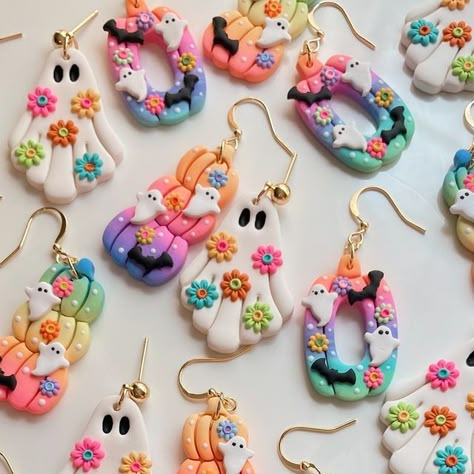 Clay Biscuits, Functional Polymer Clay Ideas, Polymer Clay Earrings With Charms, Clay Nose, Polymer Clay Halloween Tutorial, Earrings Clay Polymer, Polymer Clay Ideas Jewelry, Fun Hypoallergenic Polymer Clay Earrings, Polymer Clay Trinkets