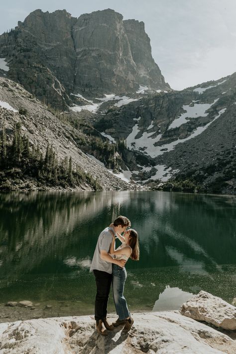 Colorado Mountain Engagement Photos, Rocky Mountain National Park Engagement, Colorado Lakes, Grand Lake Colorado, Mountain Photoshoot, Lake Engagement Photos, Mountain Couple, Adventure Engagement Photos, Mountain Engagement Photos