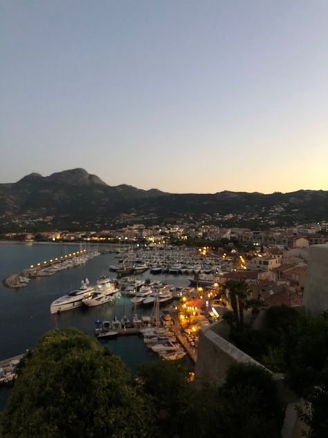 #corse #paysage #calvi #port Calvi Corsica, Porto Vecchio, Travel Camera, Summer Living, Beach Wallpaper, Life Goals, Travel Dreams, Vision Board, Wallpapers