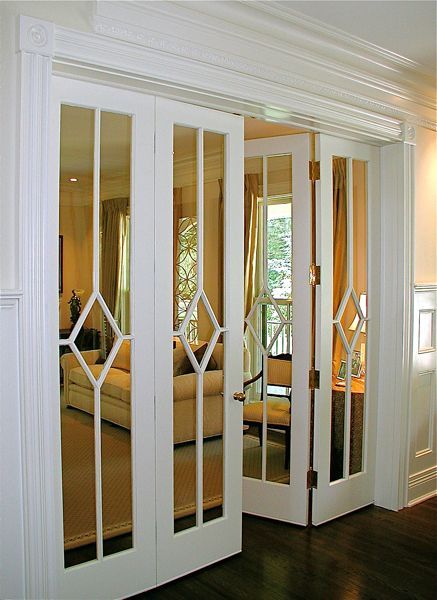 Mirrored closet door makeover Glass Closet Doors, Bedroom Closet Doors, Bedroom Closets, Closet Door Makeover, Glass Closet, Mirror Closet Doors, Front Door Makeover, Wood Barn, Door Sliding