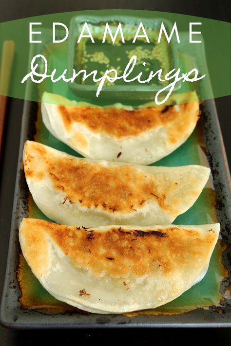 Edamame Dumplings Recipe, Vegan Edamame, Edamame Dumplings, Vegetarian Dumplings, Easy Dumplings Recipe, Asian Cuisine Recipes, Vegetarian Dumpling, Easy Dumplings, Vegan Dumplings