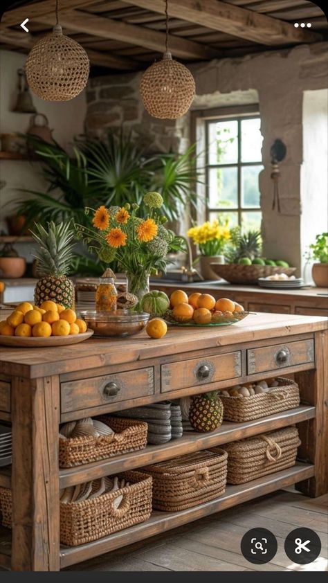 Kitchen Island Decor Ideas, Italy House, Kitchen Island Decor, Rustic Kitchen Design, Island Decor, Better Days, Beautiful Kitchens, Kitchen Style, Rustic Kitchen