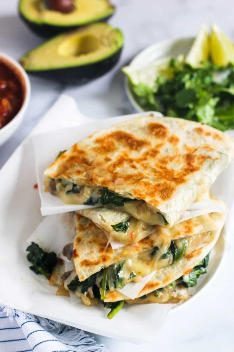 spinach mushroom quesadillas Crispy Spinach, Spinach Quesadilla, Mushroom Quesadillas, Caramalized Onions, Wheat Tortillas, Spinach Mushroom, Whole Wheat Tortillas, Quesadilla Recipes, Daniel Fast