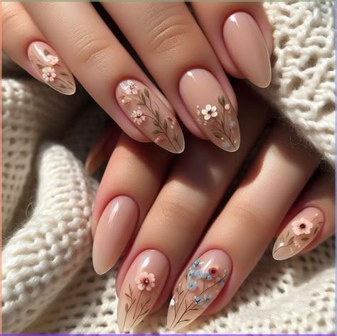 Nail Design Beach Vacation, Nails Ideas Flowers, Summer Nails 2024 Trends, Almond Nails Designs Summer 2024, Nails Summer 2024 Almond, Summer Almond Nails 2024, Nail Summer 2024, Summer Nail Inspo 2024 Almond, Summer Nail Art 2024