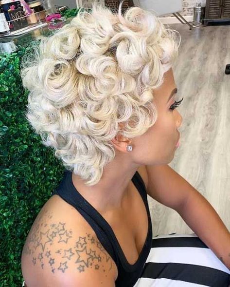 Short Hair For Natural Hair, Blonde Short Hairstyles Black Women, Short Pixie Haircuts Blonde, Blonde Curly Pixie, Short Hair Cuts For Women Black, Pixie Bangs, Lola Monroe, Birthday Goals, Cut Life