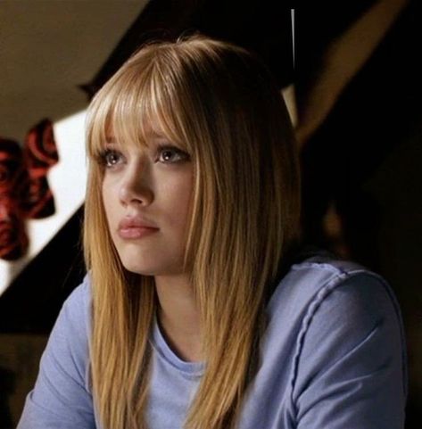 Hilary Duff Cinderella Story, 00s Hair, Hilary Duff Hair, 2000s Hair, Hilary Duff Style, Hillary Duff, Lizzie Mcguire, Hilary Duff, Hair Inspo Color