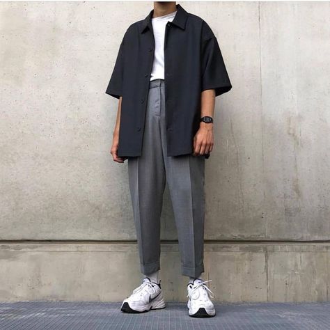 Spiritual Fashion, Minimalist Fashion Men, Men Stylish Dress, Mens Outfit Inspiration, Mens Fashion Streetwear, Stylish Mens Outfits, Men Fashion Casual Outfits, Streetwear Men Outfits, Mode Inspo