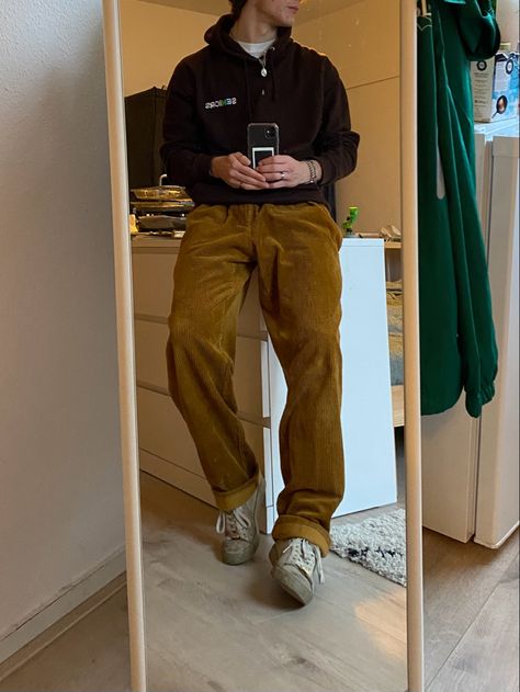 Baggy Brown Corduroy Pants Outfit Men, Mustard Pants Outfit Men, Mustard Corduroy Pants Outfits, Dark Brown Corduroy Pants Outfit Men, Velvet Pants Outfit Men, Courdory Pants Outfits Brown, Courderoy Pants Outfits Male, Brown Courdory Pants Outfit Men, Brown Corduroy Pants Outfit Men