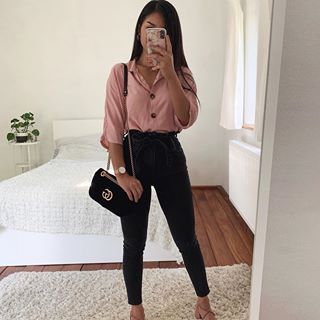 #ootd 🤓 YAY or NAY? Work Attire Professional, Looks Adidas, Causual Outfits, Casual Work Outfits, Work Outfits Women, Professional Outfits, Business Casual Outfits, Work Attire, Teen Fashion Outfits