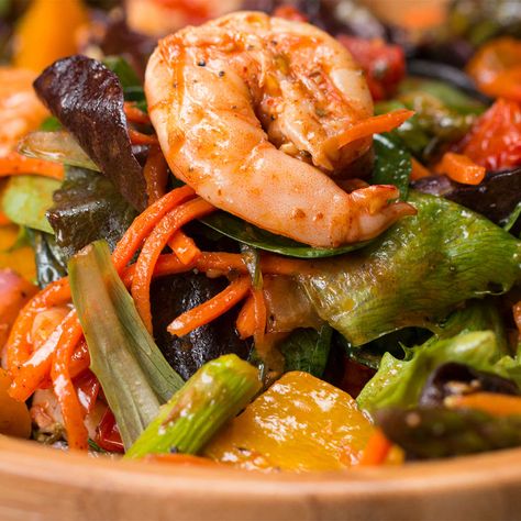 Roasted Shrimp & Veggie Salad Recipe by Tasty Roasted Veggies Recipe, Roasted Veggie Salad, Veggie Salads, Veggie Salad Recipes, Pan Shrimp, Prawn Salad, Power Salad, Satisfying Salads, Dump Dinners