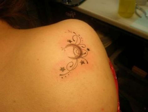 Chakra Tattoos, Moon Star Tattoo, Symbolic Meanings, Kunst Tattoos, Moon Tattoos, Moon Tattoo Designs, Cat Tattoo Designs, Star Tattoo, Tattoo Me