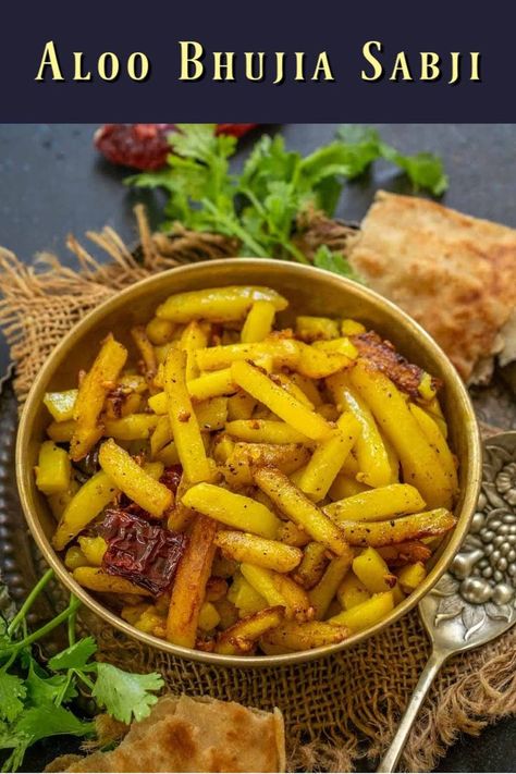 Aloo Bhujia Sabji is a delicious stir-fry made with potatoes. It is popular in Bihar and UP and is served with poori or paratha. Aloo Bhujia Recipe, Bhujia Recipe, Aloo Bhujia, Sabji Recipe, Aloo Recipes, Vegetarian Snacks Recipes, Tasty Recipes Videos, Indian Dessert Recipes, Vegetarian Snacks