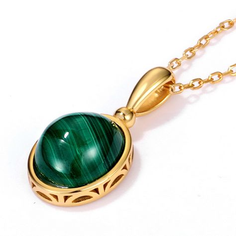 Metal:18ct Gold Vermeil on Sterling Silver Stone: Malachite Chain length: 40 cm The bright green Malachite crystal is known for having transformational powers. Dainty Gemstone Necklace, Affordable Fine Jewelry, Conch Pearl, Malachite Crystal, Malachite Necklace, Malachite Pendant, Green Malachite, Unique Jewelry Designs, Necklace Dainty