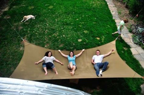 DIY hammock 13 Outdoor Hanging Bed, Backyard Accessories, Best White Elephant Gifts, Diy Hammock, Backyard Trampoline, Outdoor Fun For Kids, Hanging Beds, Outdoor Beds, Small Remodel