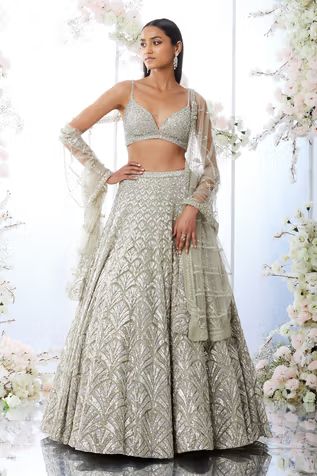 Crystal Lehenga, Pearl Lehenga, Grey Lehenga, Seema Gujral, Sangeet Outfit, Desi Outfits, Reception Lehenga, Indian Outfits Lehenga, Net Lehenga