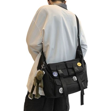 Messenger bag outfit