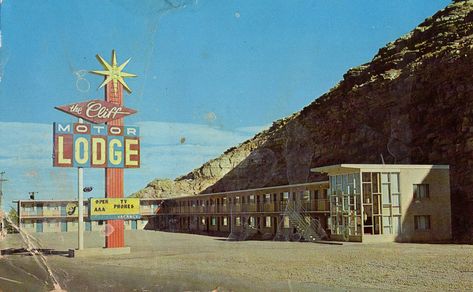 The Cliff Motor Lodge Postcard of Rawlins Wyoming. My Dads Father built and owned this motel. Rawlins Wyoming, Motor Lodge, The Cliff, Historical Images, Cheap Hotels, Vintage Images, Us Travel, Wyoming, Cabin