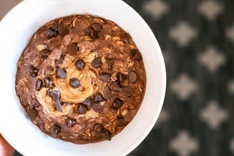 Microwave Chocolate Peanut Butter Protein Oats — All for the Boys Microwave Oatmeal, Microwave Dessert, Protein Oats, Protein Oatmeal, Peanut Butter Roll, Chocolate Oats, Peanut Butter Chocolate Chip Cookies, Oats Breakfast, Peanut Butter Protein