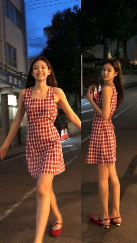 Jennie Kim In Dress, Jennie Mini Dress, Jennie Kim Outfits Dress, Blackpink Summer Outfits, Kdrama Summer Outfit, Jennie Kim Fashion Casual, Jennie Kim Outfits Ideas, Jennie Summer Outfit, Jennie Street Style