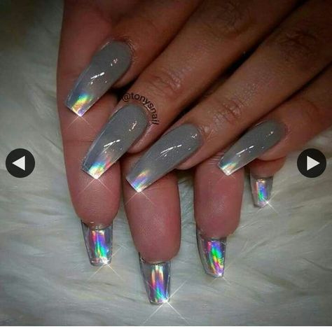 Love the underneath of the nails! Holographic Nail Designs, Unghie Nail Art, Custom Nails, Diamond Nails, Holographic Nails, Hot Nails, Fabulous Nails, Fancy Nails, Creative Nails