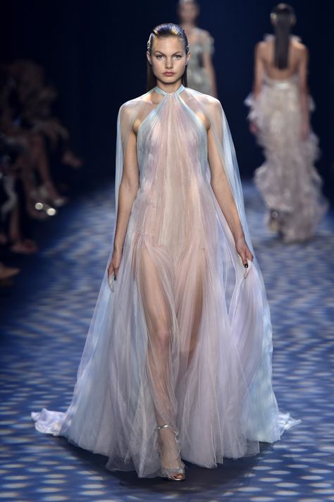 Marchesa RTW Spring 2017 [PHOTOS] – WWD Fashion Week Dresses, Marchesa Spring, Sheer Gown, Spring Summer 2017, Marchesa, Fantasy Fashion, Spring 2017, Beautiful Gowns, Couture Fashion