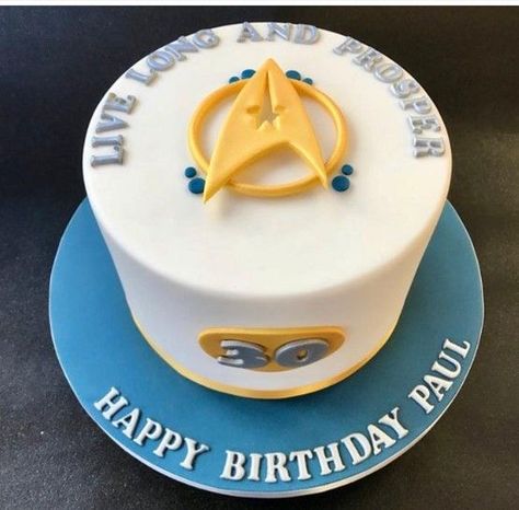 Star Trek Cake, Star Trek Birthday, Fantasy Cake, Star Wars Cake, 40th Birthday Cakes, Simple Cake, Special Occasion Cakes, Pretty Birthday Cakes, Grooms Cake